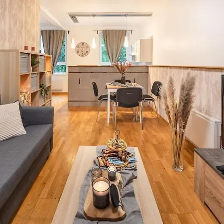 Appartement L'Elegant-Parking Prive-10Min Strasbourg-Nbsimmo à Bischheim Extérieur photo