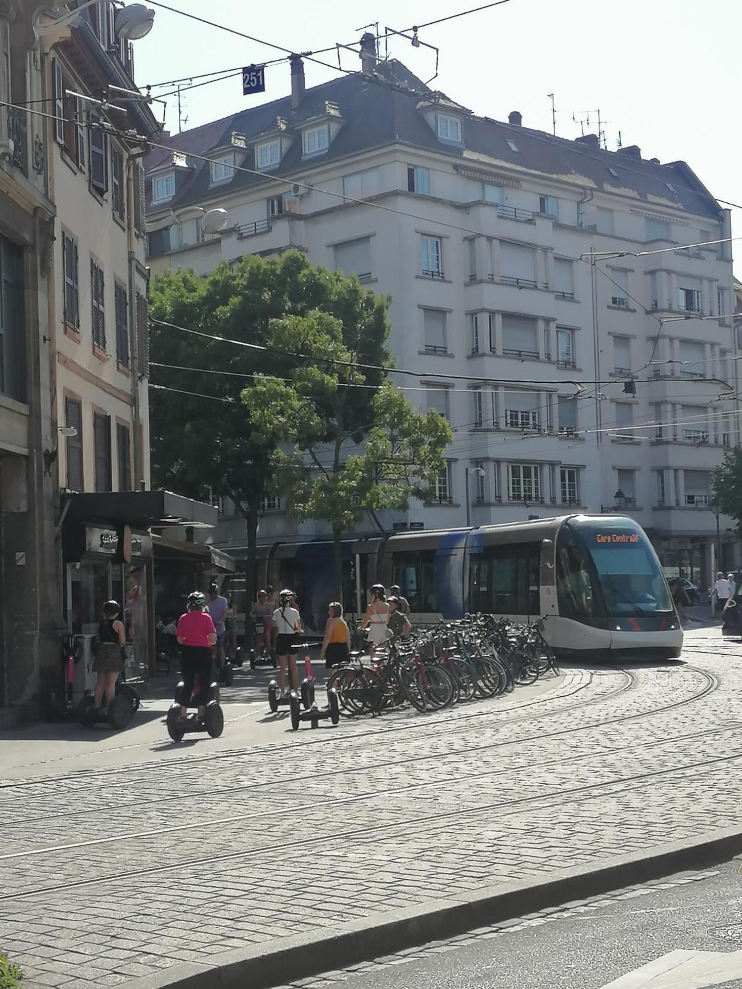 Appartement L'elegant-parking Prive-10min Strasbourg-nbsimmo *